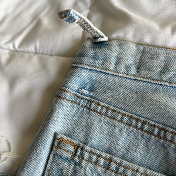 Shop Aligrace Levis - Picture 8 of 15